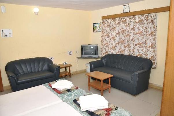 Hotel Madhuram